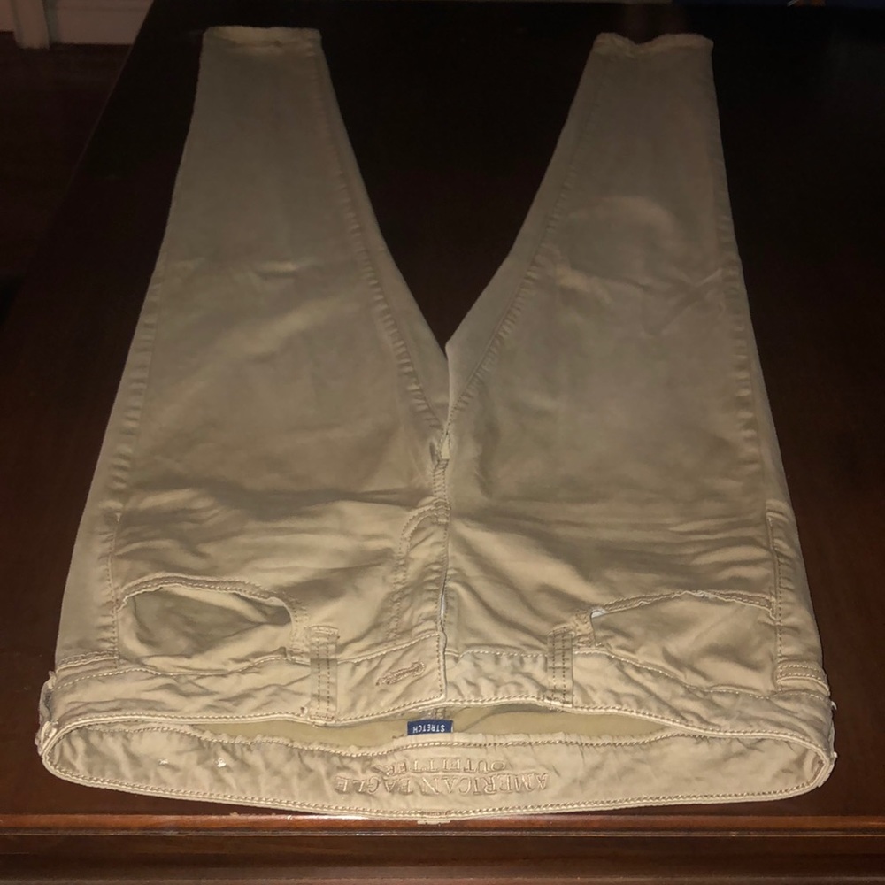 American Eagle tan stretch jeggings